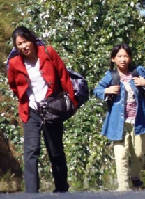 娇妻玩4p被三男人伺候更新时间